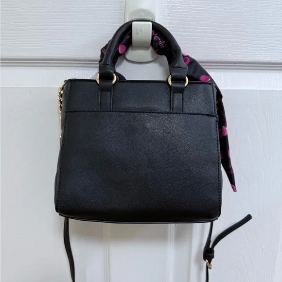 NWT Juicy Couture “Holding The Line” Black Mini Bag with Cherry 🍒Design - Picture 3 of 4